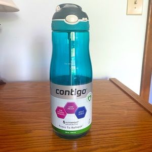 Contigo AUTOSPOUT Leak proof water bottle, 32 oz, NWT